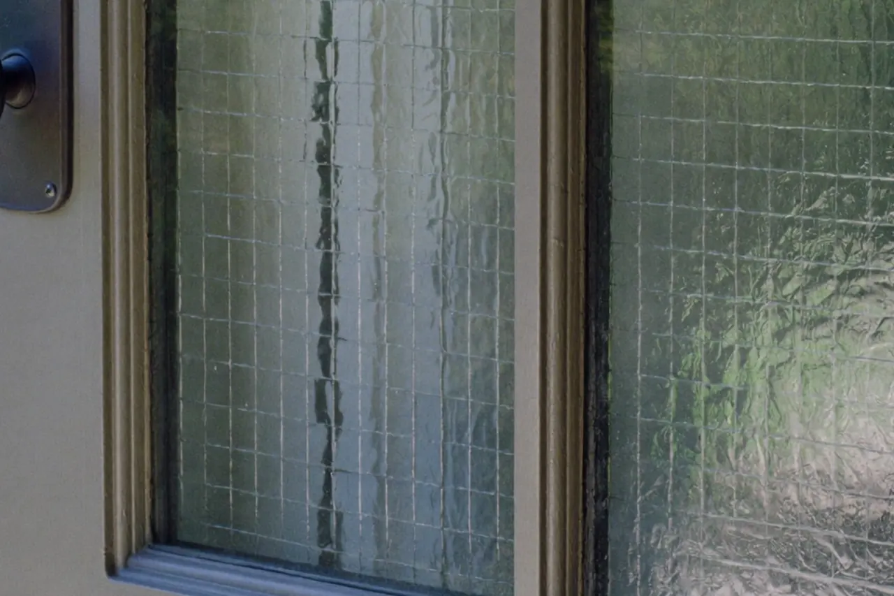 Samples of obscure glass patterns arranged by privacy level